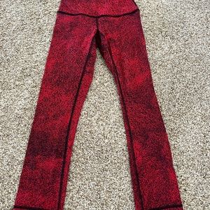 Lululemon Wunder under high rise crops size 2